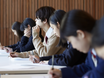 日本也有中考吗？考试难吗？