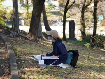 八王子学园八王子中学举行野外写生活动