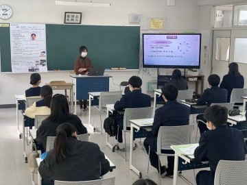 池田学园池田高中举行了IRT讲座和SSH女性研究者座谈会