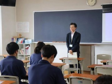 【程老师直播文字版】为什么在日本读高中不能自己租房子？
