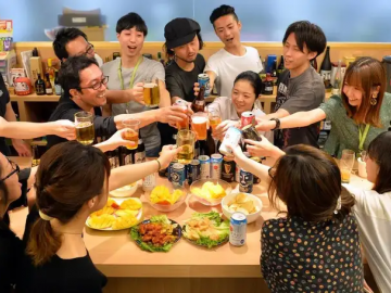 日本大学生一个月生活费是多少？