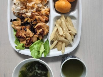 中日网日本留学网学生宿舍日常伙食（06.03）