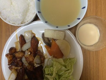 中日网日本留学网学生宿舍日常伙食（11.19）