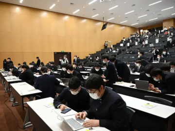 鹿儿岛情报高中：欢迎来到ICT世界！为高一新生发放iPad・Surface