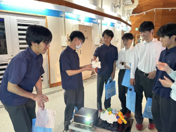 【日本留学Q&A】留学生能否在日本“边读书边上班”？