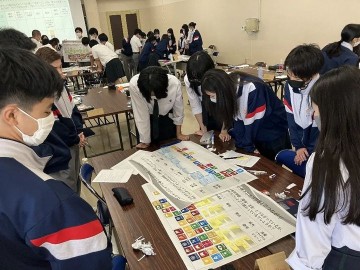 【日本留学Q&A】池田学园池田高中和工学院大学附属高中哪个更难考？