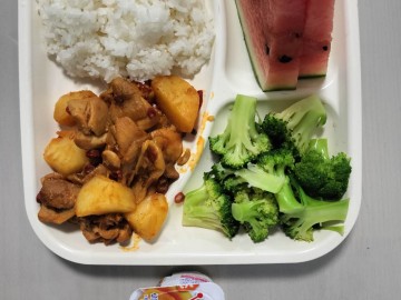 中日网日本留学网学生宿舍日常伙食（09.15）